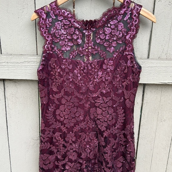 Tadashi Shoji Burgundy Sequined Sleeveless Dress Size 10P Cocktail Forma… - Picture 8 of 10